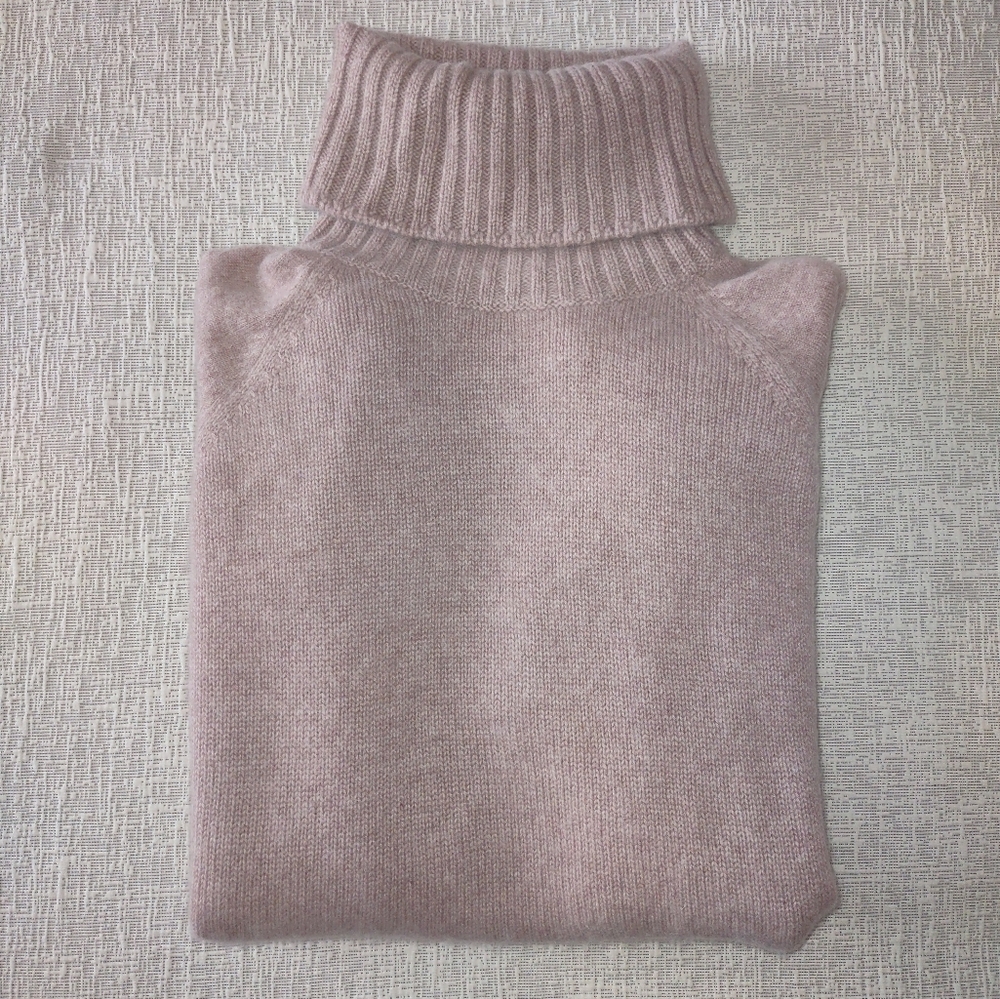 Ann Taylor 100% Cashmere Mauve Turtleneck Sweater